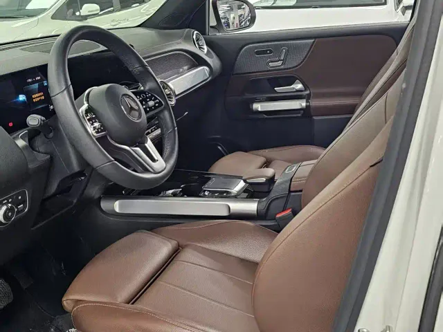 Mercedes-Benz GLB-Class — Фото автомобиля 7