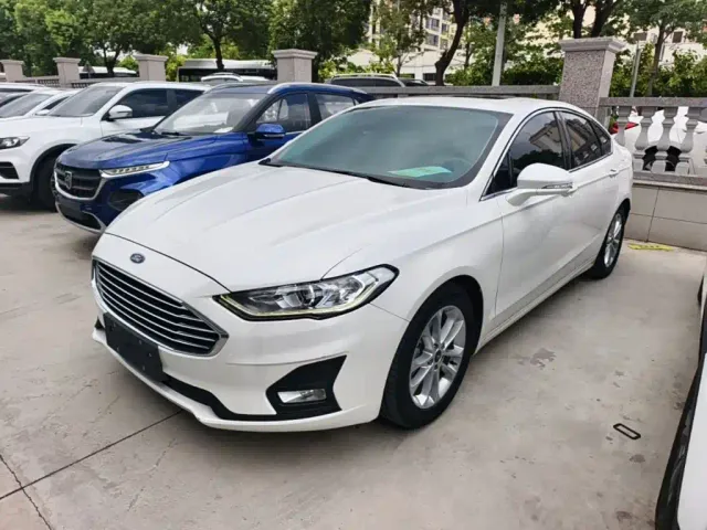 Фотография автомобиля — Ford Mondeo