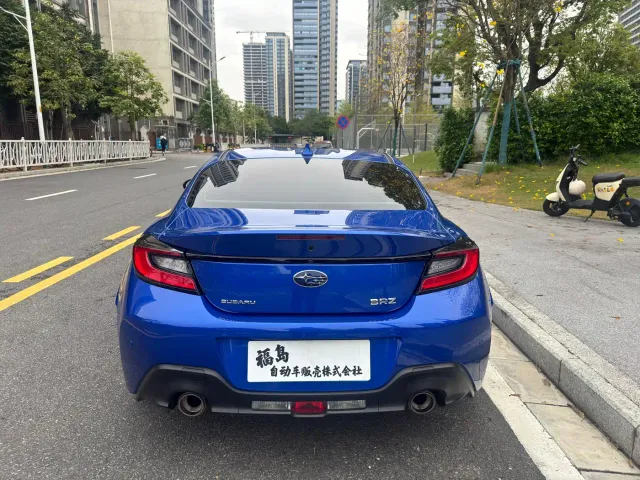 Subaru BRZ — Фото автомобиля 5