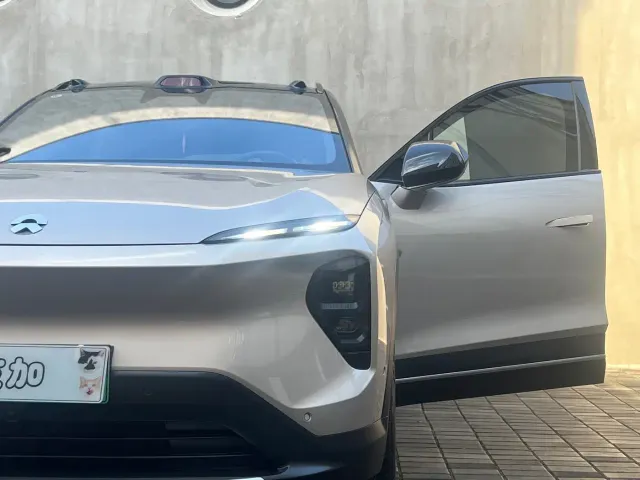 Nio ES7 — Фото автомобиля 6