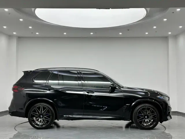 BMW X5 M — Фото автомобиля 4