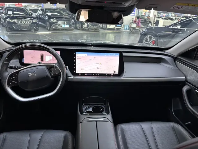 Xpeng P7 — Фото автомобиля 11