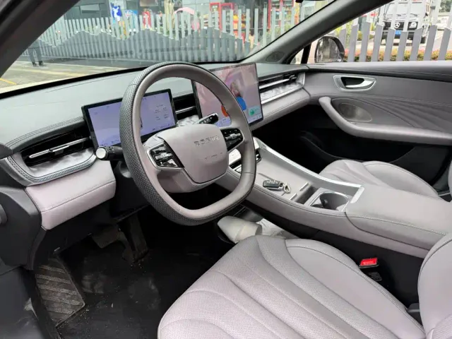 Roewe M7 DMH — Фото автомобиля 7