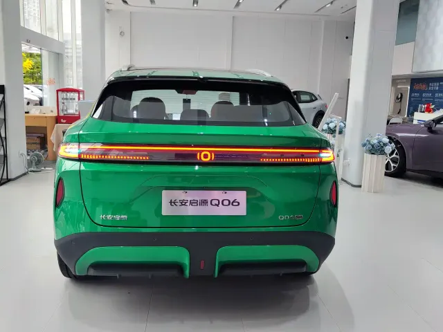 Changan Qiyuan Q06 — Фото автомобиля 14
