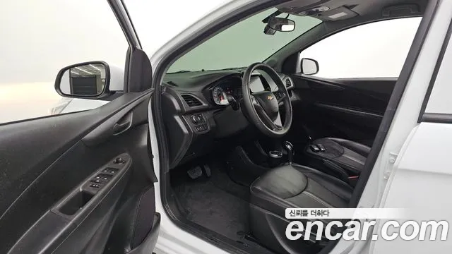Chevrolet Spark — Фото автомобиля 15