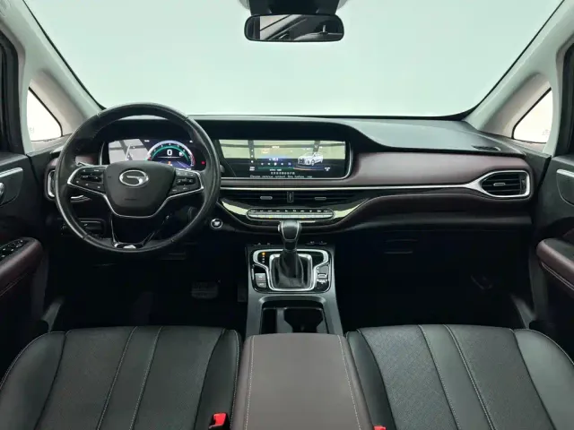 GAC Trumpchi M6 — Фото автомобиля 16