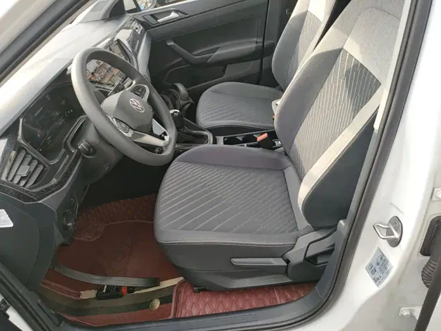 Volkswagen Lavida — Фото автомобиля 14