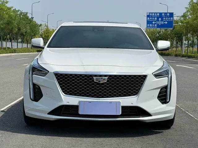 Cadillac CT6 — Фото автомобиля 2
