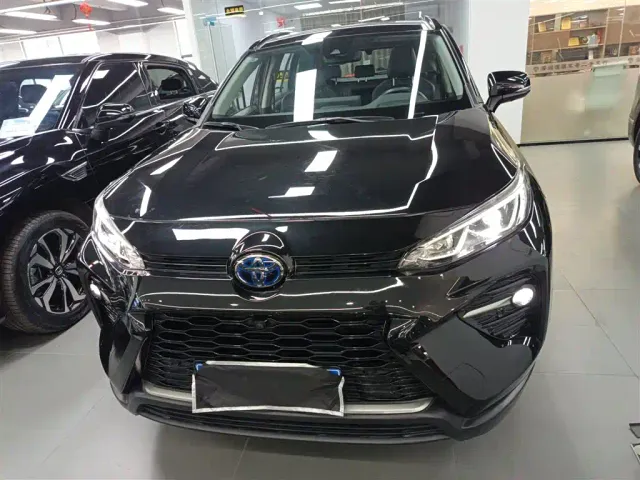 Toyota Wildlander — Фото автомобиля 2