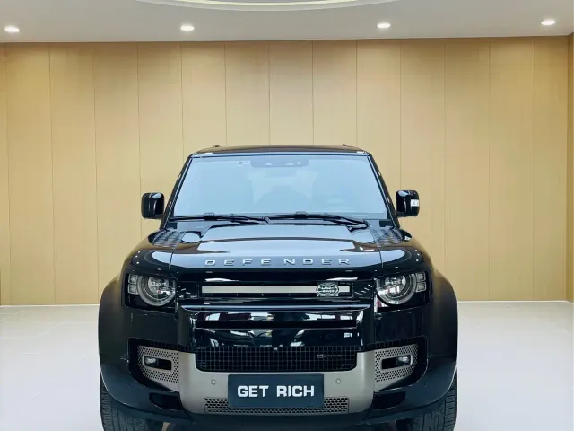 Land Rover Defender — Фото автомобиля 2