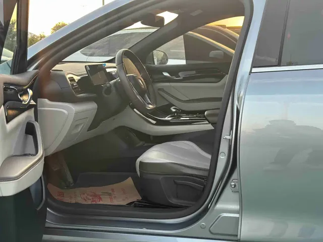 BYD Qin PLUS — Фото автомобиля 6