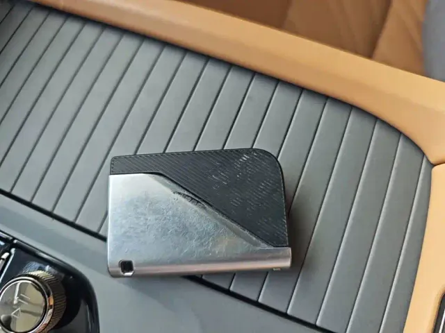 Lynk & Co 09 EM-P — Фото автомобиля 8