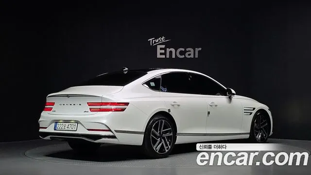 Genesis G80 RG3 — Фото автомобиля 2