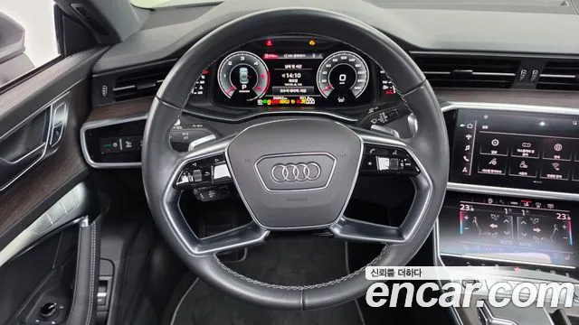 Audi A7 4K — Фото автомобиля 19
