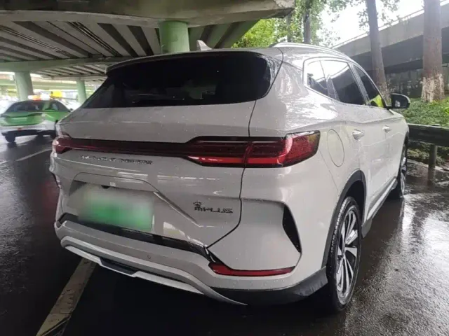 BYD Song PLUS — Фото автомобиля 6