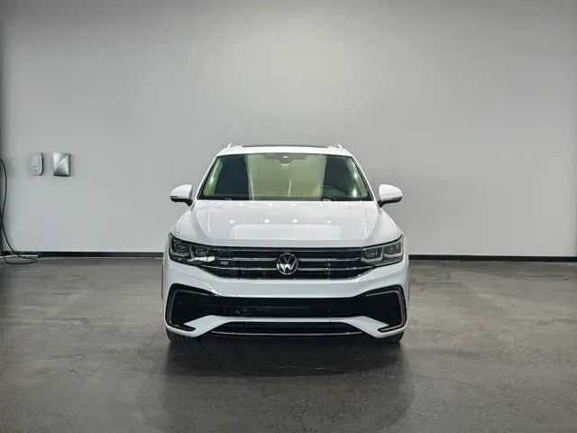 Volkswagen Tiguan L — Фото автомобиля 2