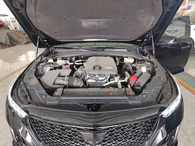 Cadillac CT5 — Фото автомобиля 9