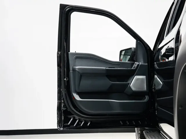 Ford F-150 Raptor — Фото автомобиля 13