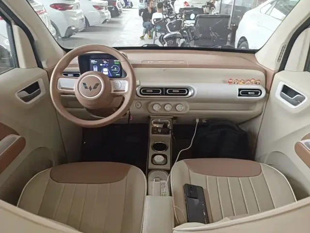 Wuling Hongguang Mini EV — Фото автомобиля 9
