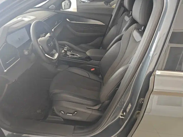 Geely Xingyue L — Фото автомобиля 14