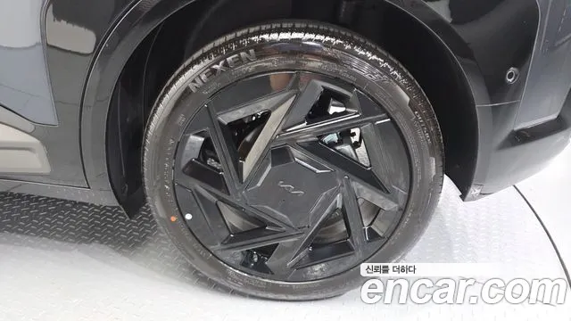 Kia Seltos Seltos 2 поколение Бензин 1.6T 2WD — Фото автомобиля 19