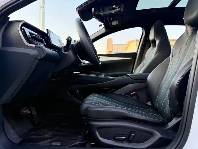 BYD Seal 06 — Фото автомобиля 15