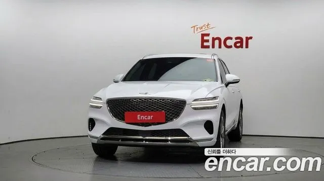 Genesis GV70 — Фото автомобиля 3