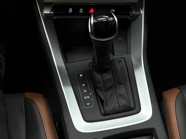 Audi Q3 — Фото автомобиля 15