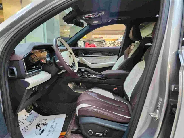 Geely Xingyue L — Фото автомобиля 2