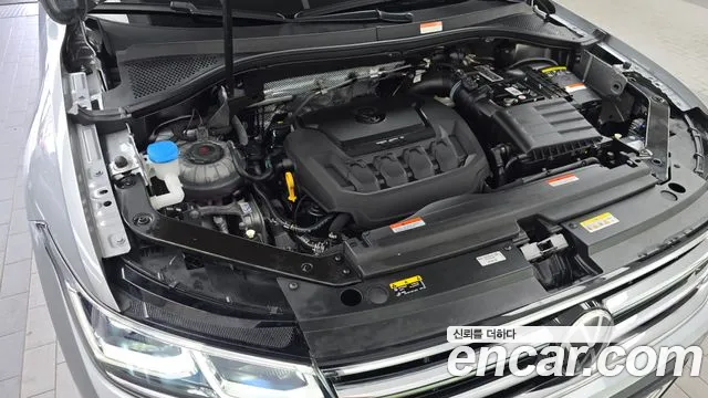 Volkswagen Tiguan — Фото автомобиля 6