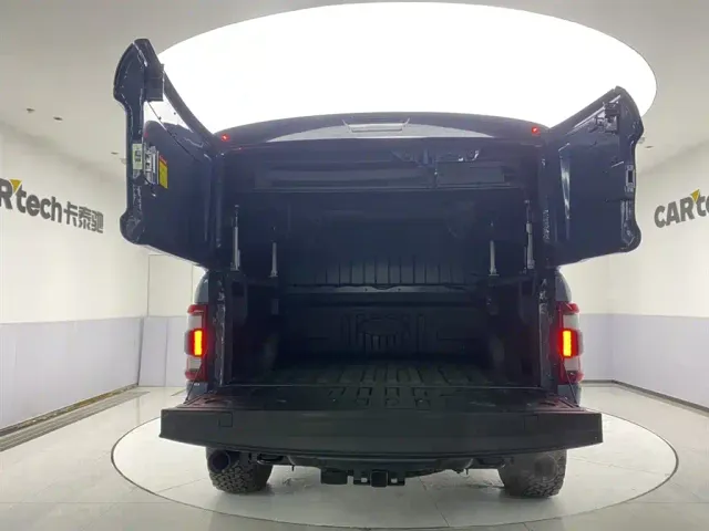 Ford F-150 Raptor — Фото автомобиля 29