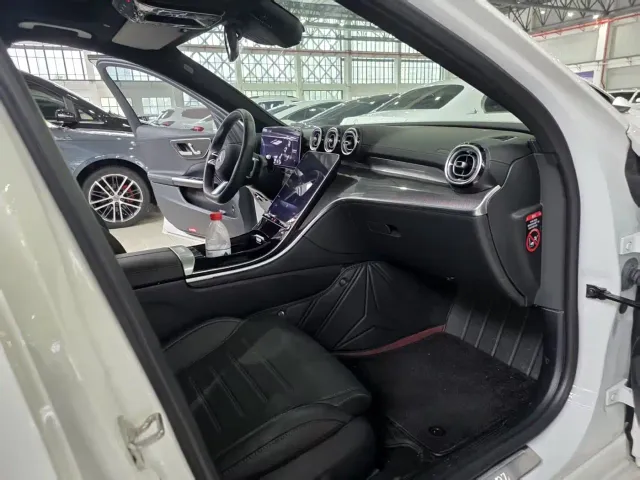 Mercedes-Benz C-Class — Фото автомобиля 6