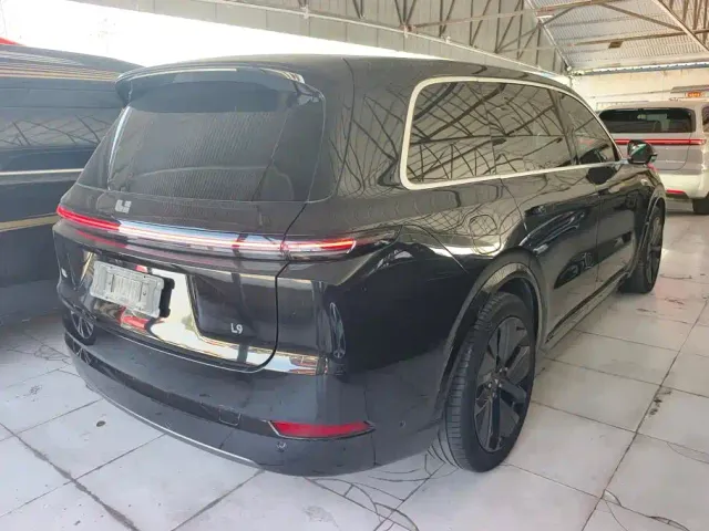Li Auto L9 — Фото автомобиля 3