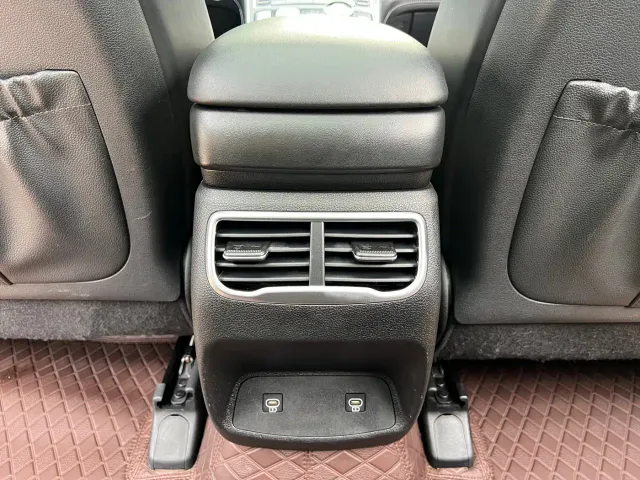 Hyundai Santa Fe — Фото автомобиля 18