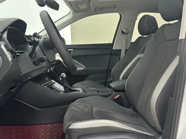 Audi Q3 — Фото автомобиля 7