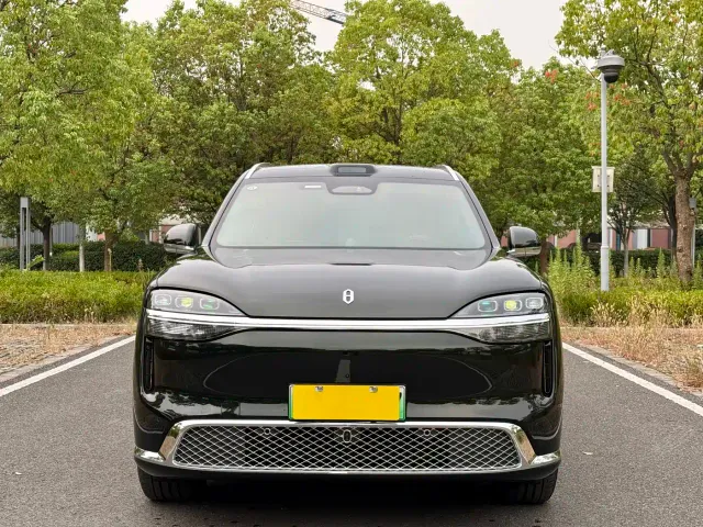 Aito M9 — Фото автомобиля 2