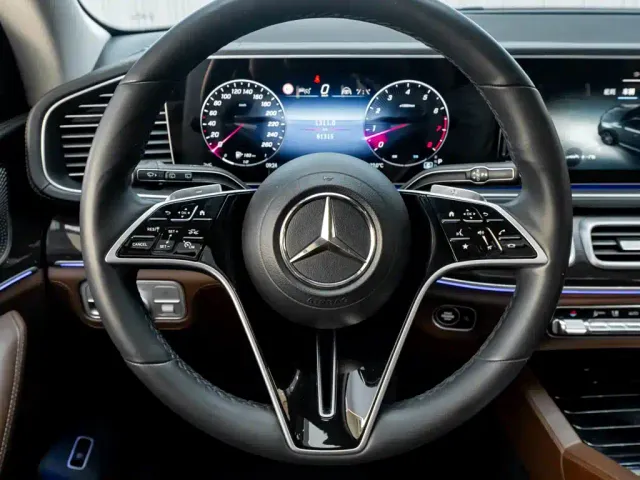 Mercedes-Benz GLE-Class — Фото автомобиля 18