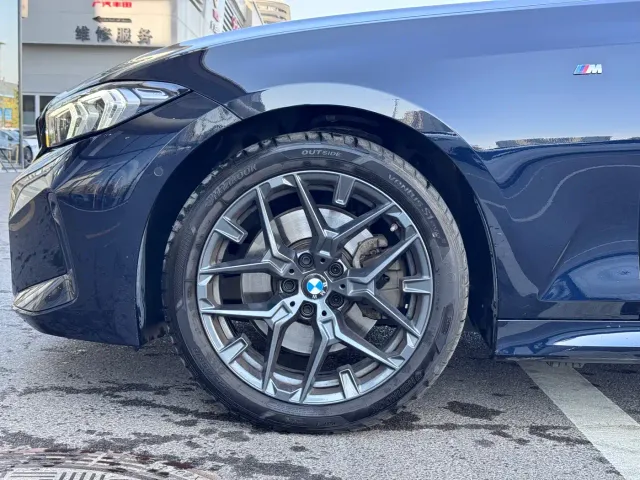 BMW 3 Series — Фото автомобиля 6