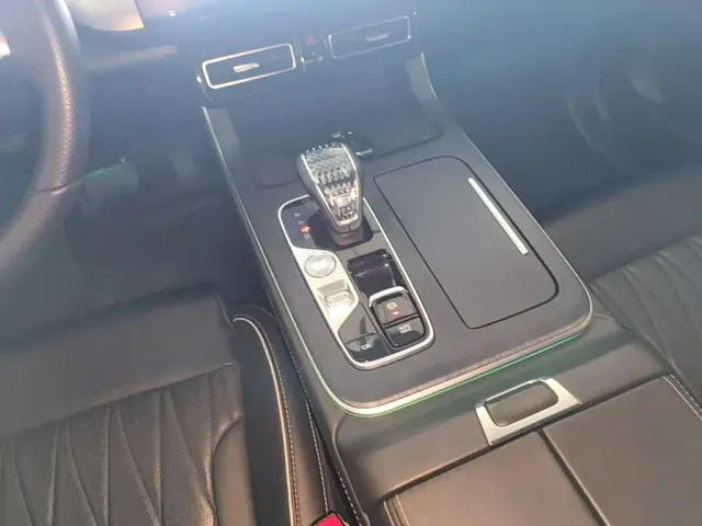 GAC Trumpchi GS8 — Фото автомобиля 13