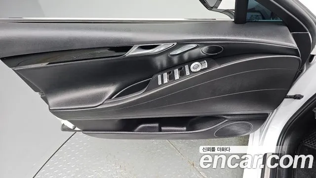 Genesis G80 RG3 — Фото автомобиля 13