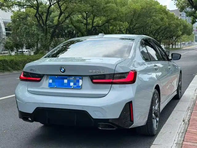 BMW 3 Series — Фото автомобиля 3