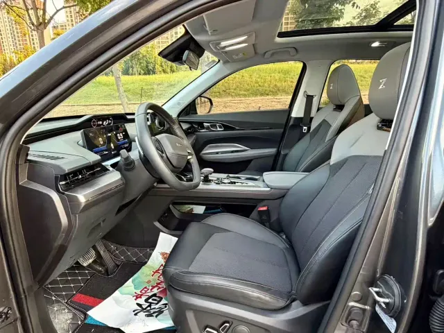 Changan Z6 — Фото автомобиля 3