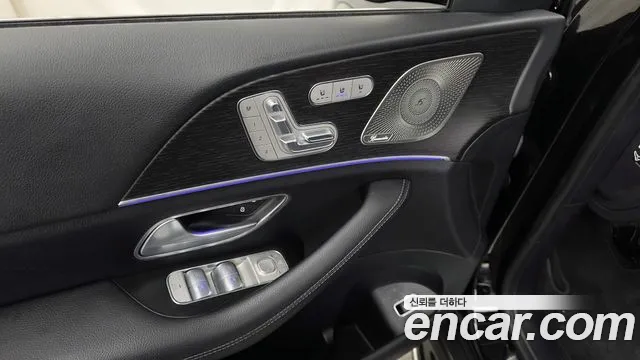 Mercedes-Benz GLE-Class — Фото автомобиля 29