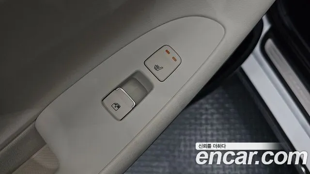 Hyundai Grandeur Grandeur (New) Hybrid — Фото автомобиля 28
