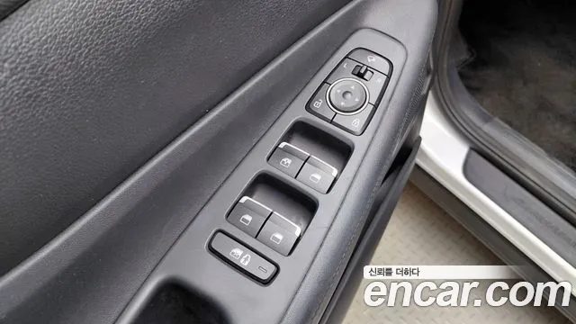 Hyundai Santa Fe Santa Fe (New) — Фото автомобиля 29