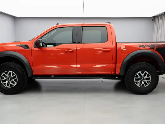 Ford F-150 Raptor — Фото автомобиля 3