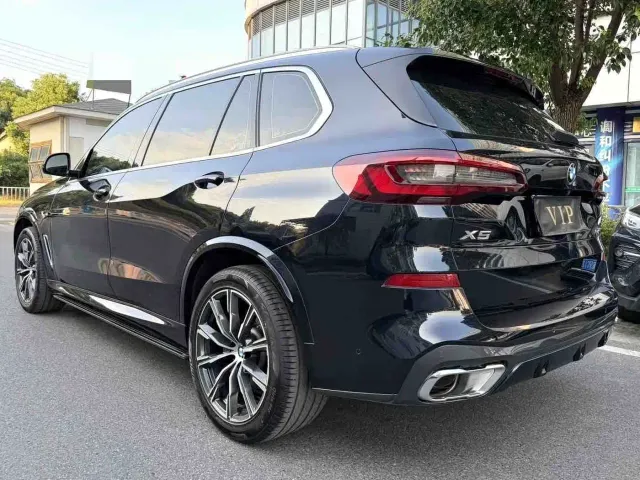 BMW X5 — Фото автомобиля 8