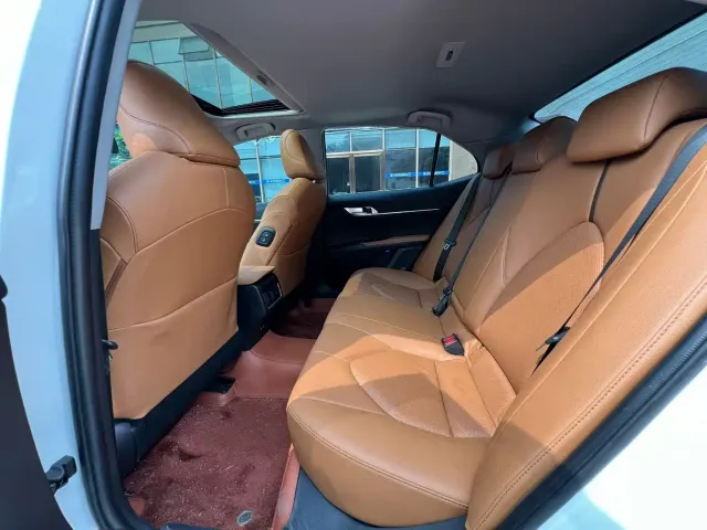 Toyota Camry — Фото автомобиля 6