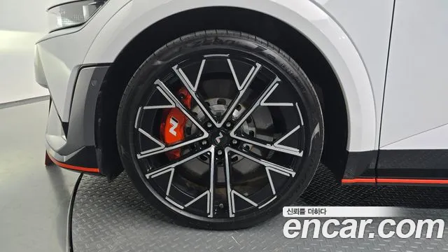 Hyundai Ioniq 5 — Фото автомобиля 5