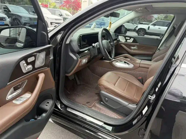 Mercedes-Benz GLE-Class — Фото автомобиля 5